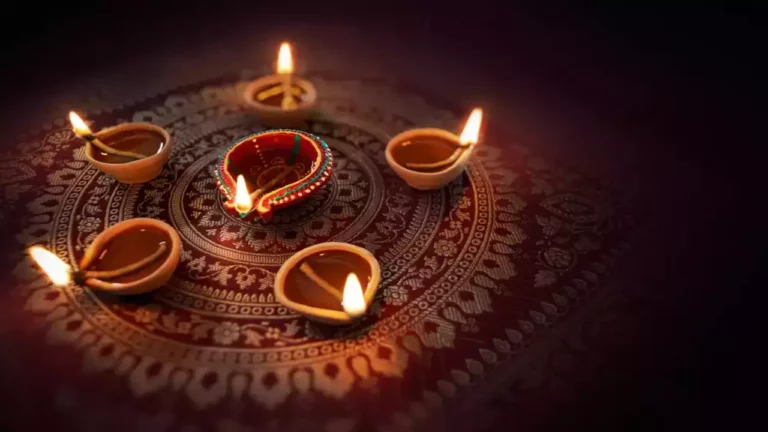 Karthigai Deepam: No oil needed, if there is water, the lamp will burn!!