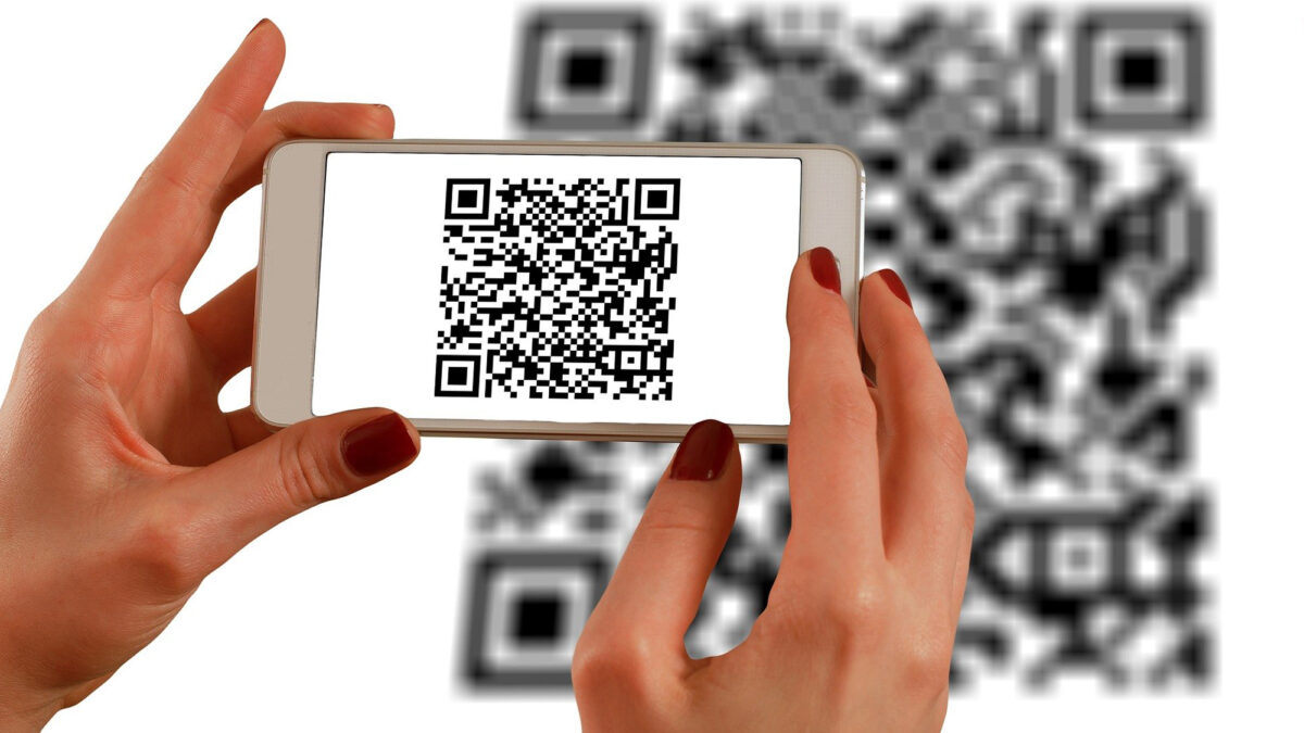 Google's next update!! Files transfer through QR!!