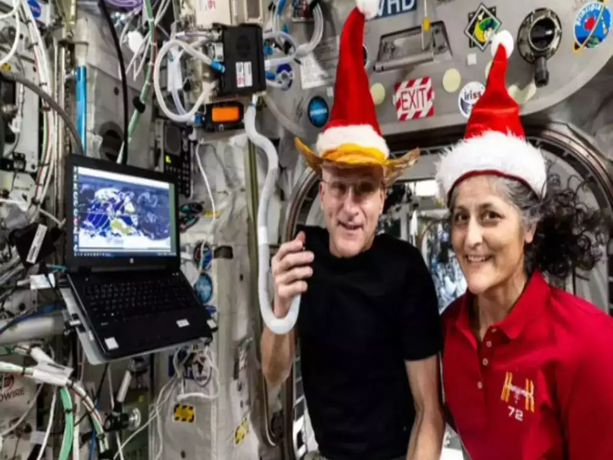 Sunita Williams, Butch Wilmore Celebrate Christmas in Space Celebrate Christmas!!