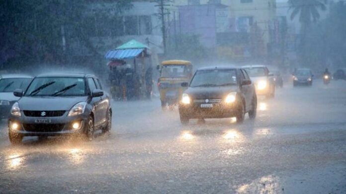 Heavy rain warning for 11 districts in Tamil Nadu today!!