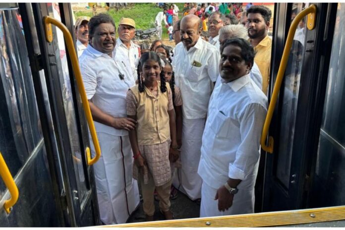 Free bus operation on request of a student!! The people of the village thanked the Tamil Nadu government!!