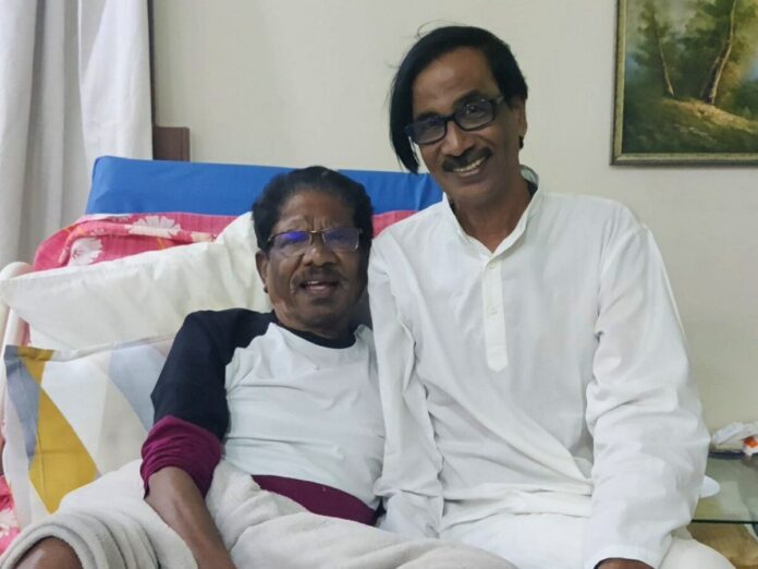 Manophala said the story chosen by Bharathiraja was wrong!! What courage.. The film crew stood in fear!! Manophala said the story chosen by Bharathiraja was wrong!! What courage.. The film crew stood in fear!!