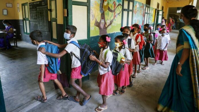 The national education policy is being imposed indirectly!! Target 500 government schools first!!
