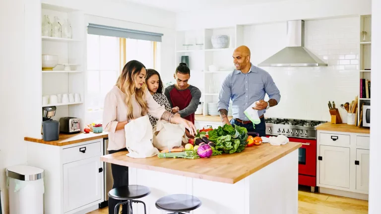 Make sure you don't run out of these items in your home!! The wealth of the house is likely to decrease!!