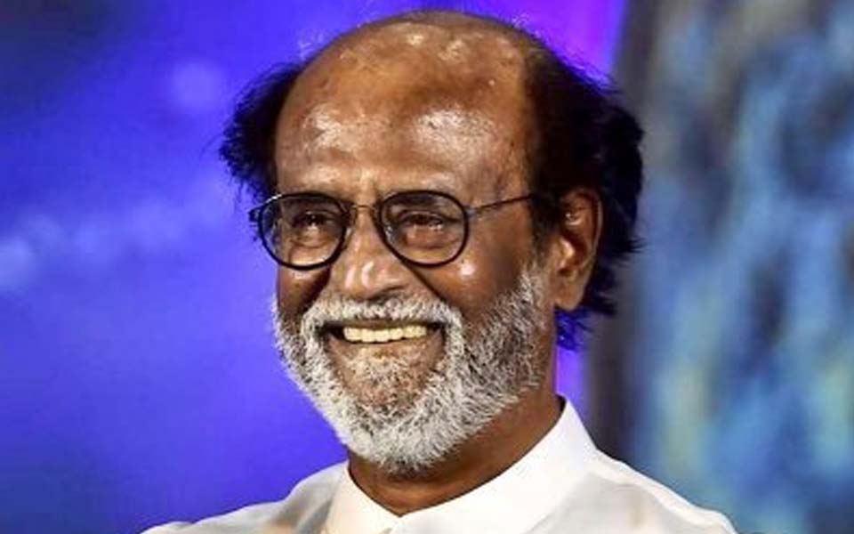 Rajinikanth's response to the trilingual policy issue!! Wow this is new!!