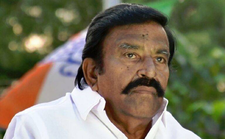 தலைவர் பதவிக்கான ஆசையில் காய் நகர்த்துறாங்க: போட்டு உடைத்தார் நேரு!