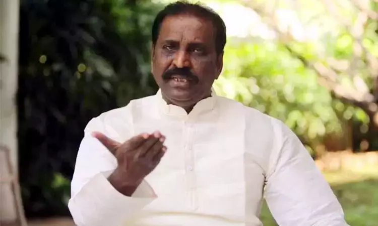 Should only the South bear the burden of trilingualism!! The poet Vairamuthu asked questions in a poetic style!!