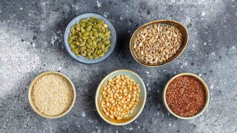 பாதாம் முந்திரியை விட அதிக சத்துக்கள் கொண்ட 5 விதைகள்!! விஷயம் தெரிந்தால் உடனே வாங்கி சாப்பிடுவீங்க!!