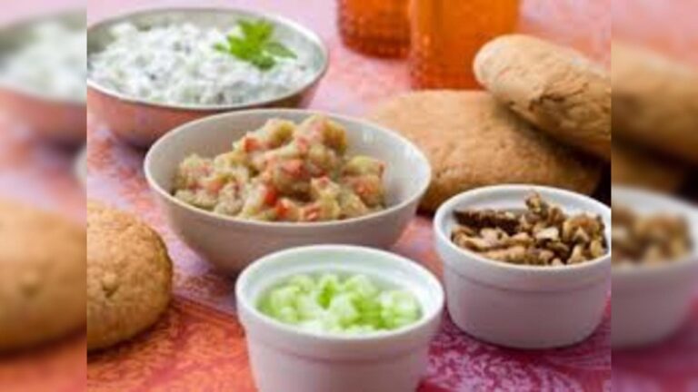 நடு ராத்திரி 12 மணிக்கு இந்த உணவுகளை சாப்பிட்டாலும் உடல் ஆரோக்கியத்திற்கு எந்த பாதிப்பும் வராதாம்!!