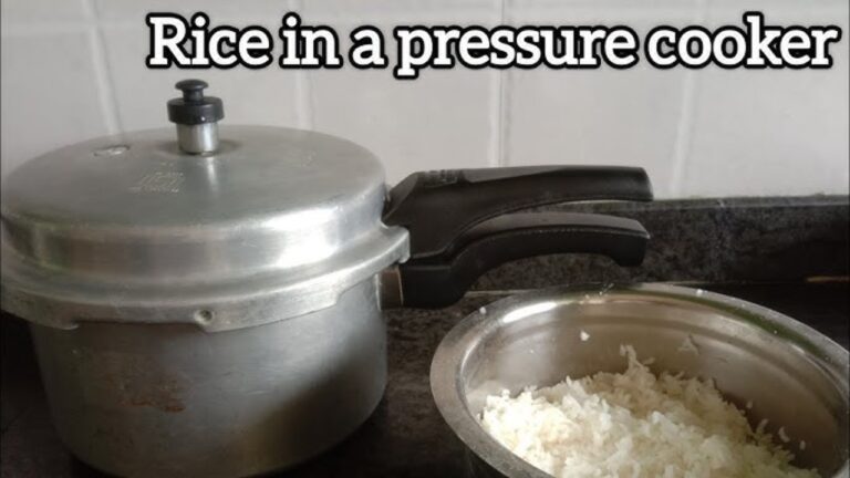 குக்கர் சாதம் எத்தனை நிமிடங்கள் வேக வேண்டும்? அரிசியின் சத்துக்கள் முழுமையாக கிடைக்க இப்படி பண்ணுங்க!!