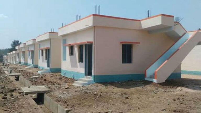 Irregularities under the Prime Minister's housing scheme!! Quick action order to the Collectors!!