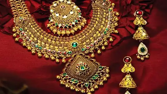 Gold price closes to 1 lakh!! (April 23) Today selling for Rs.92,910!!
