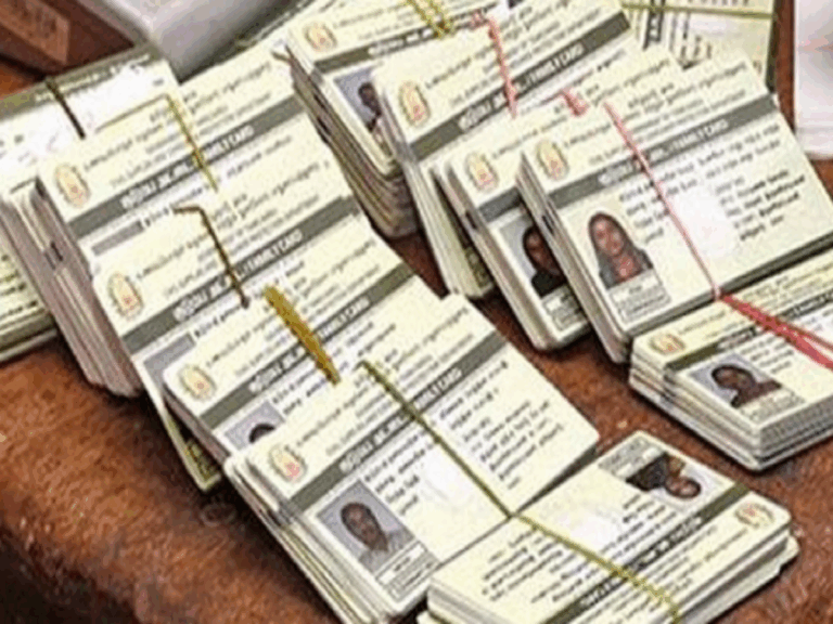 புதிய ரேஷன் கார்டு நகல்; தமிழக அரசு சொன்ன அப்டேட்!