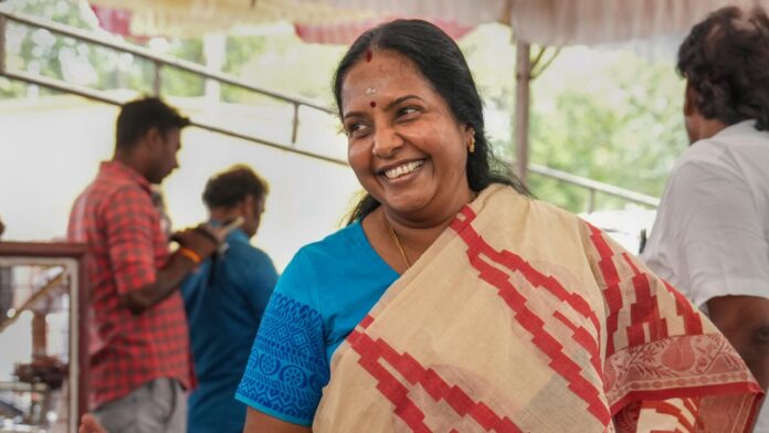 More strong people are going to join the alliance.. Vanathi Srinivasan who talks with powder