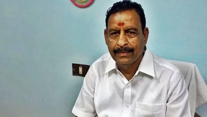 The AIADMK minister who raised the war flag against EPS.. He is the next one to be removed!! The AIADMK minister who raised the war flag against EPS.. He is the next one to be removed!!