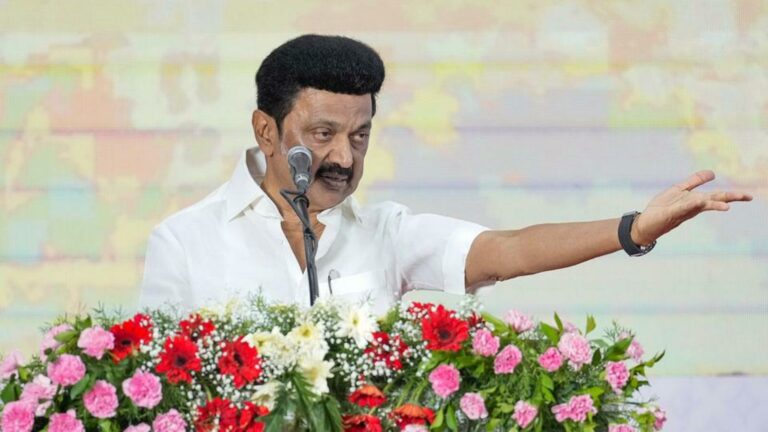 DMK female secretary's reply against Stalin.. We also have the right!!